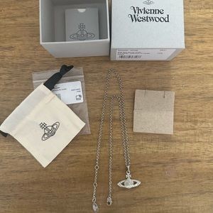 Vivienne Westwood necklace silver platinum Chrystal brand new with tags